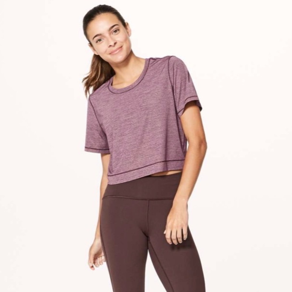 Lululemon Run The Day Short Sleeve Tee in Heathered Dark Adobe Red